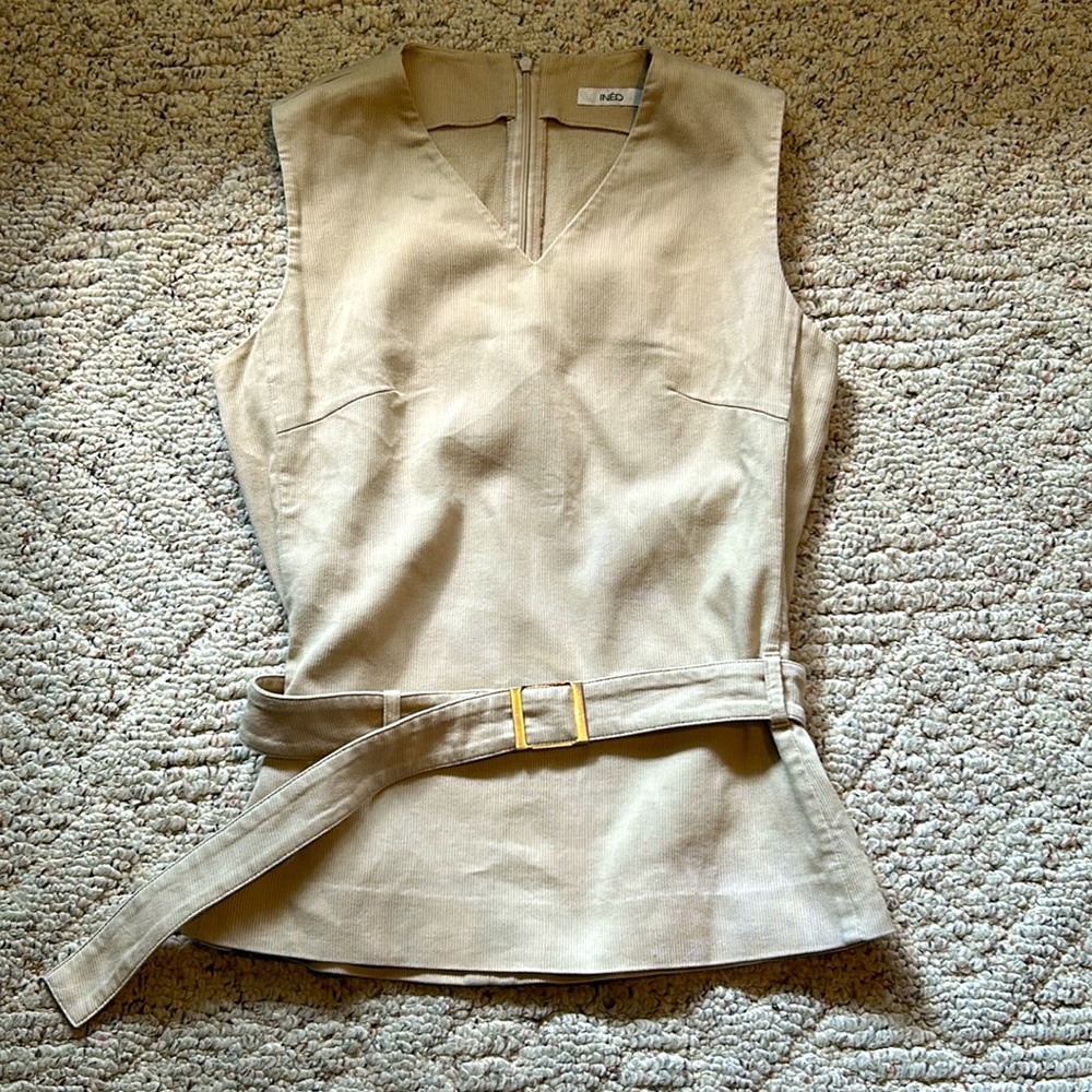 INED corduroy vest with belt